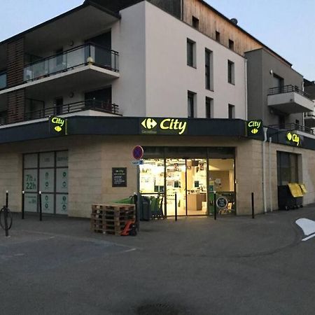 Logement A Brive Avec Terrasse Et Climatisation - Pres De La Gare Et Du Centre-Ville - Wifi Et Stationnement Gratuit Экстерьер фото