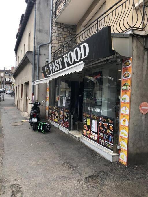 Logement A Brive Avec Terrasse Et Climatisation - Pres De La Gare Et Du Centre-Ville - Wifi Et Stationnement Gratuit Экстерьер фото